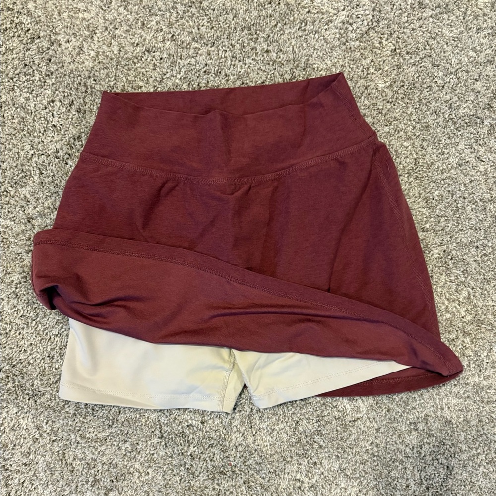 Beyond Yoga Size Medium Maroon Skort